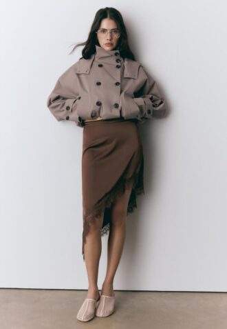 Jupe asymétrique en satin