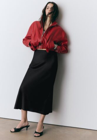 Jupe mi-longue en satin