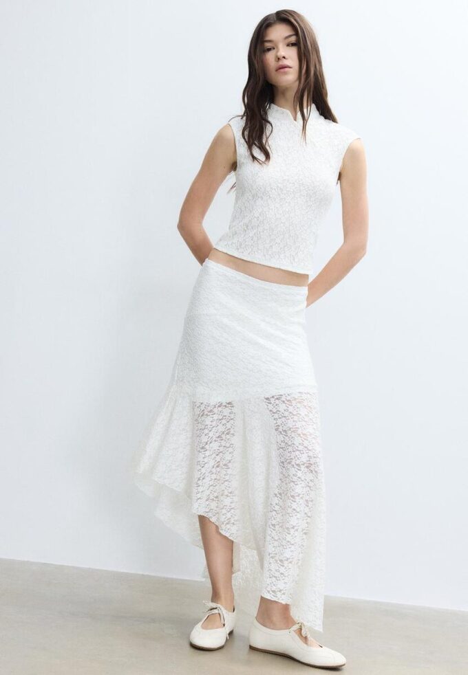 Jupe midi asymétrique en dentelle