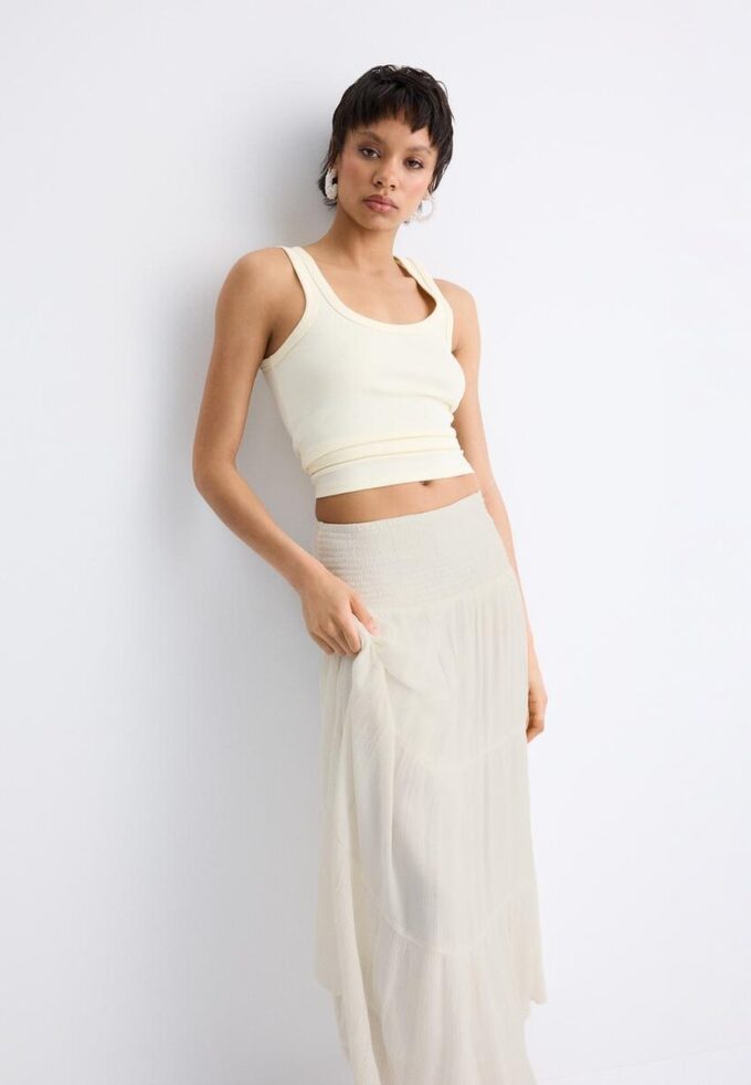 Jupe à panneaux avec fils métalliques Jupe à panneaux avec fils métalliques