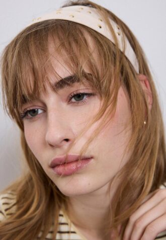 Lot de 2 bandeaux en fourrure avec clous