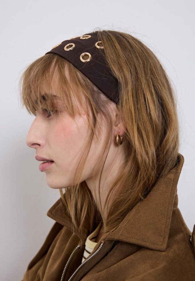 Lot de 2 bandeaux en fourrure avec clous