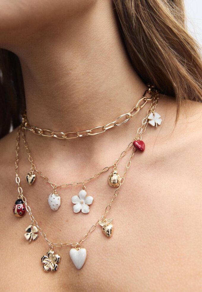 Lot de 3 colliers à breloques