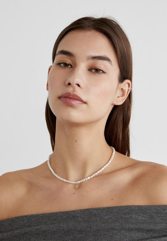 Lot de 4 colliers Lune et Soleil