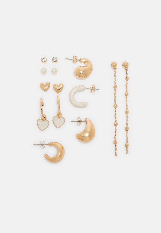 Lot de 9 boucles d&rsquo;oreilles cœurs et créoles