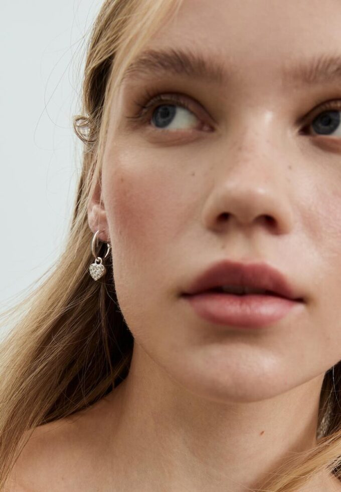 Lot de 9 boucles d&rsquo;oreilles cœurs et créoles