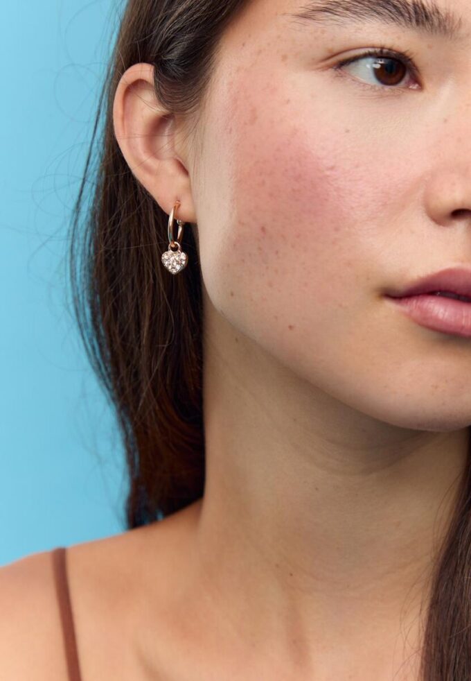 Lot de 9 boucles d&rsquo;oreilles cœurs et créoles