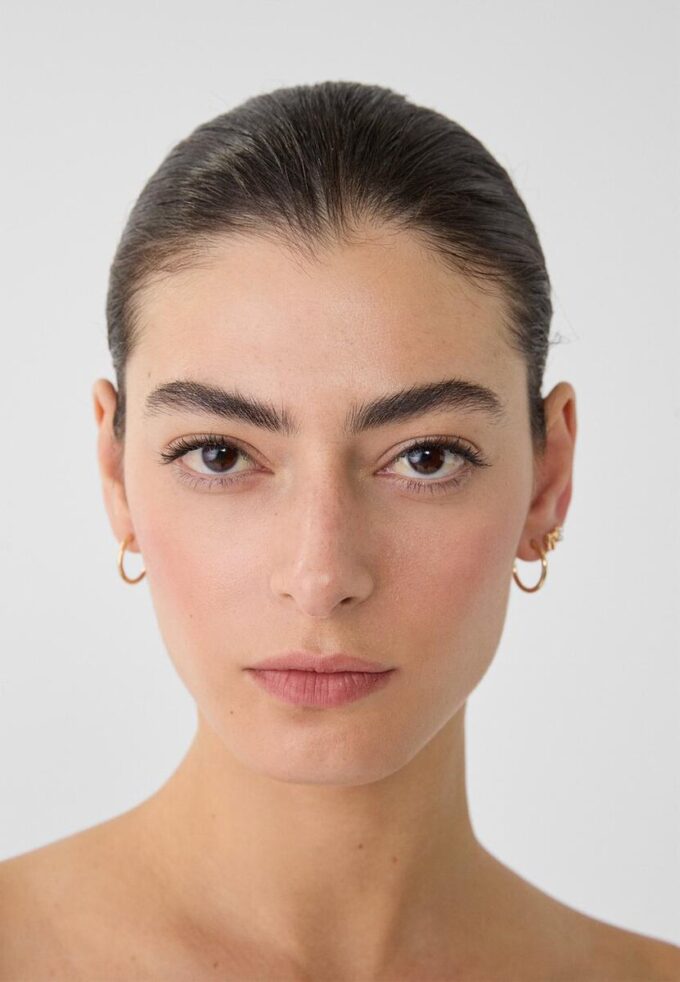 Lot de 9 boucles d&rsquo;oreilles en forme de fleur