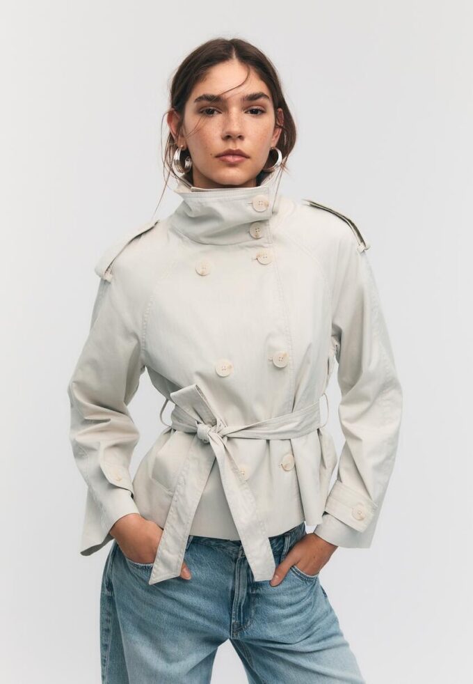 Manteau à col montant avec ceinture Manteau à col montant avec ceinture