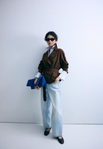 Manteau court fluide avec ceinture