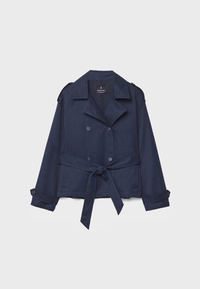 Manteau court fluide avec ceinture Manteau court fluide avec ceinture