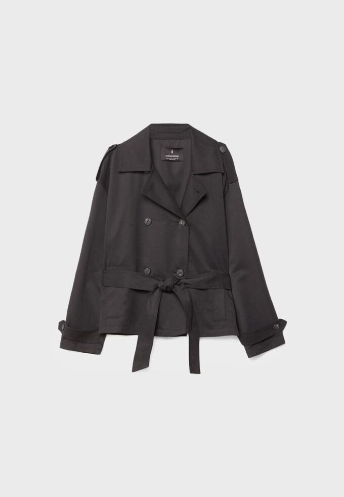 Manteau court fluide avec ceinture Manteau court fluide avec ceinture