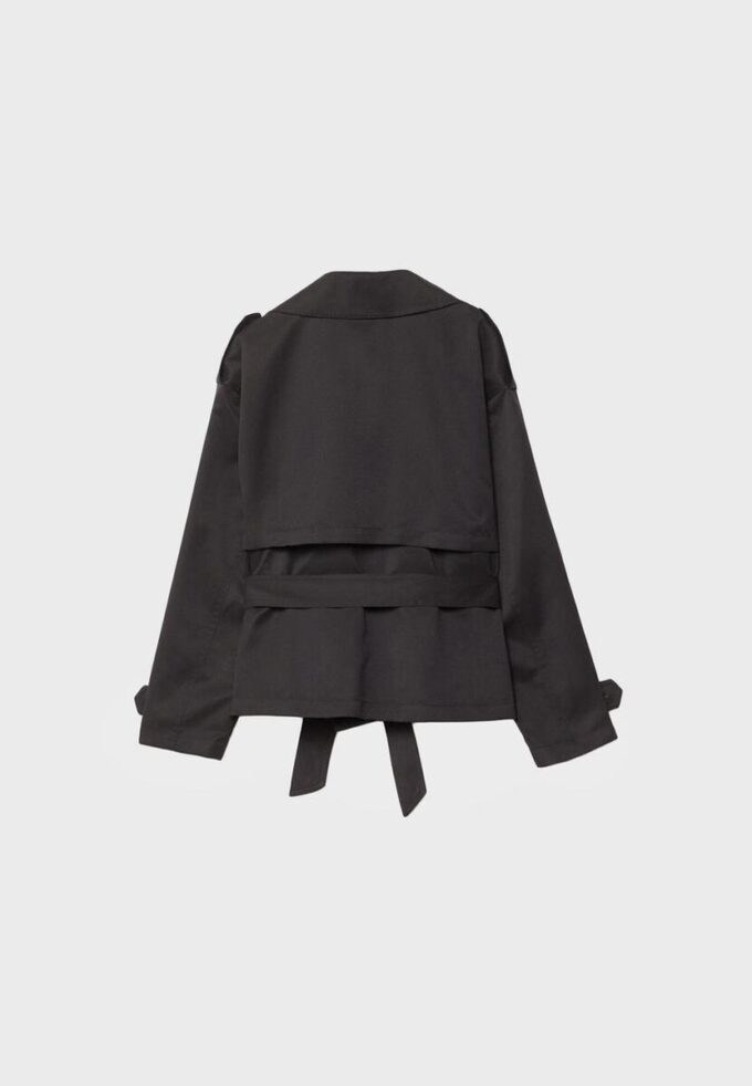 Manteau court fluide avec ceinture Manteau court fluide avec ceinture