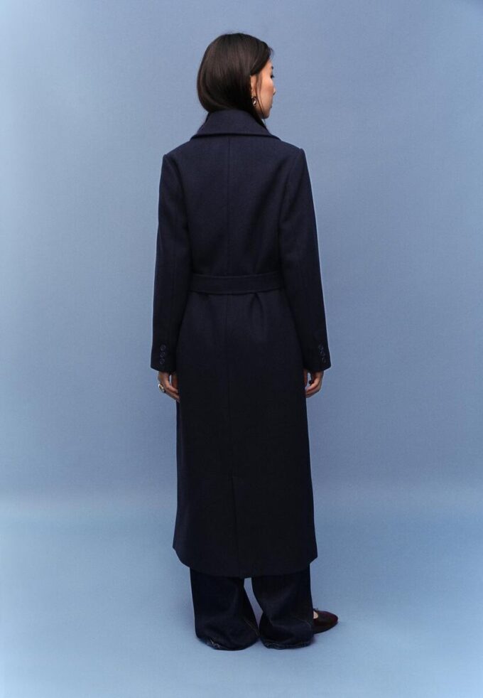 Manteau long avec ceinture Manteau long avec ceinture