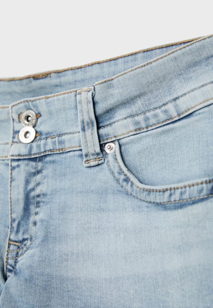 Micro-shorts en denim D76 Micro-shorts en denim D76