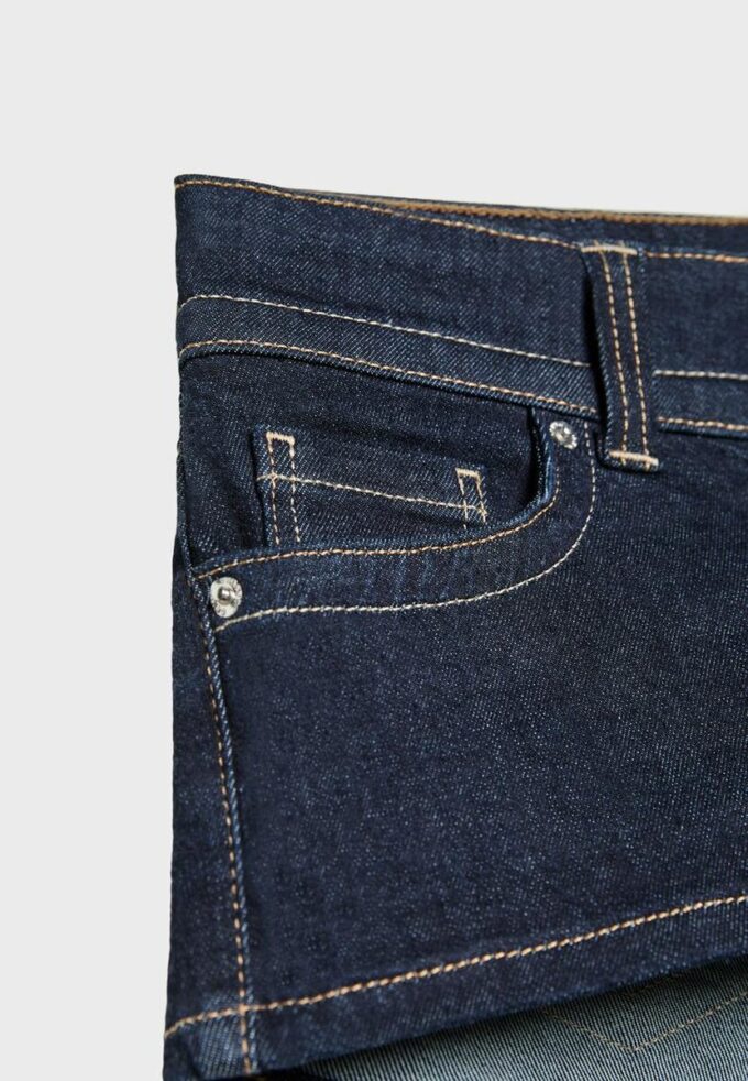 Micro-shorts en denim D76 Micro-shorts en denim D76