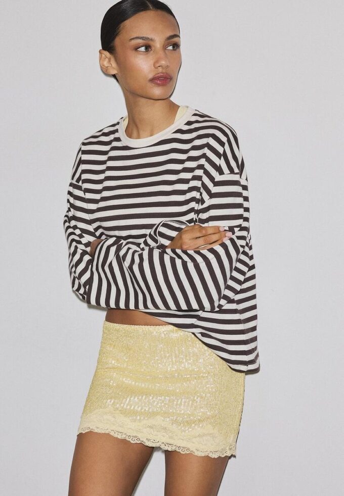 Mini-jupe à paillettes Mini-jupe à paillettes