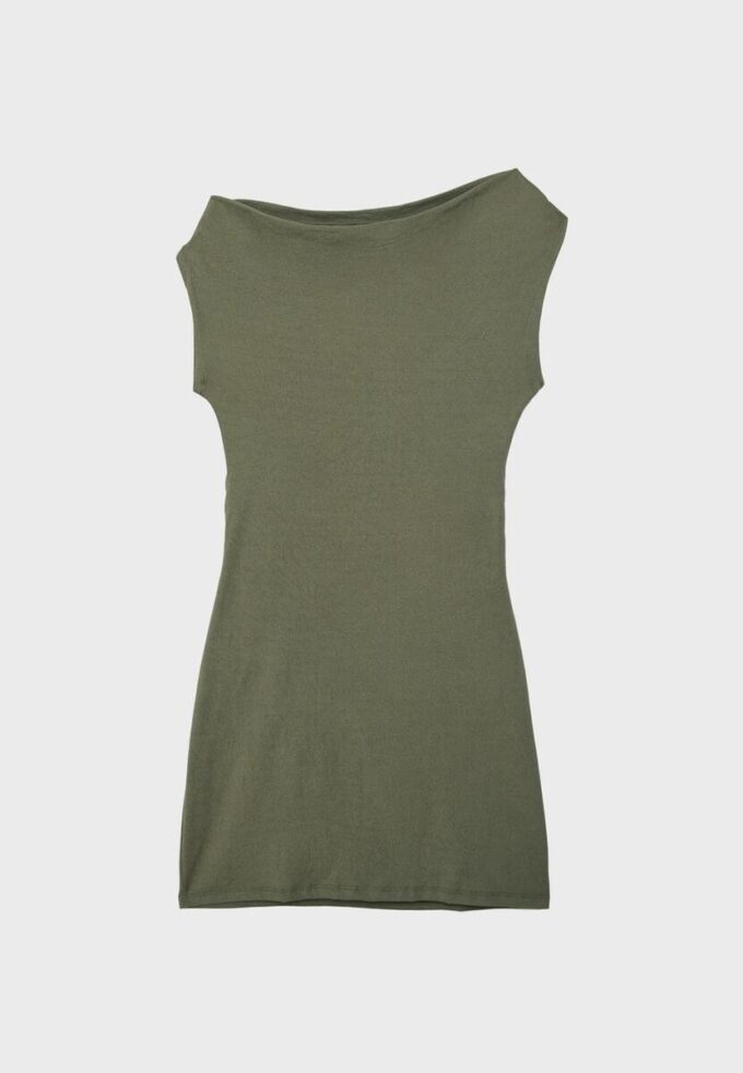 Mini-robe asymétrique à clous