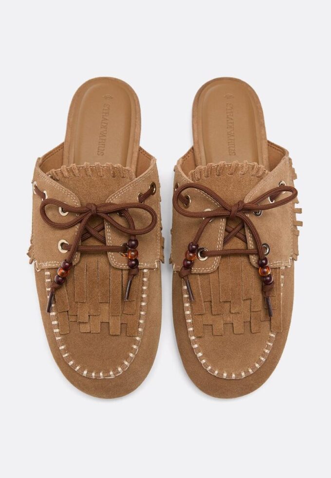 Mocassins en cuir sans talon avec breloques