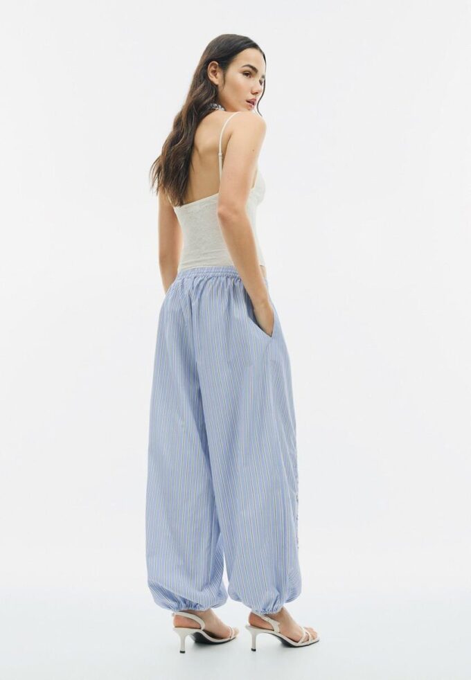 Pantalon bouffant brodé Pantalon bouffant brodé