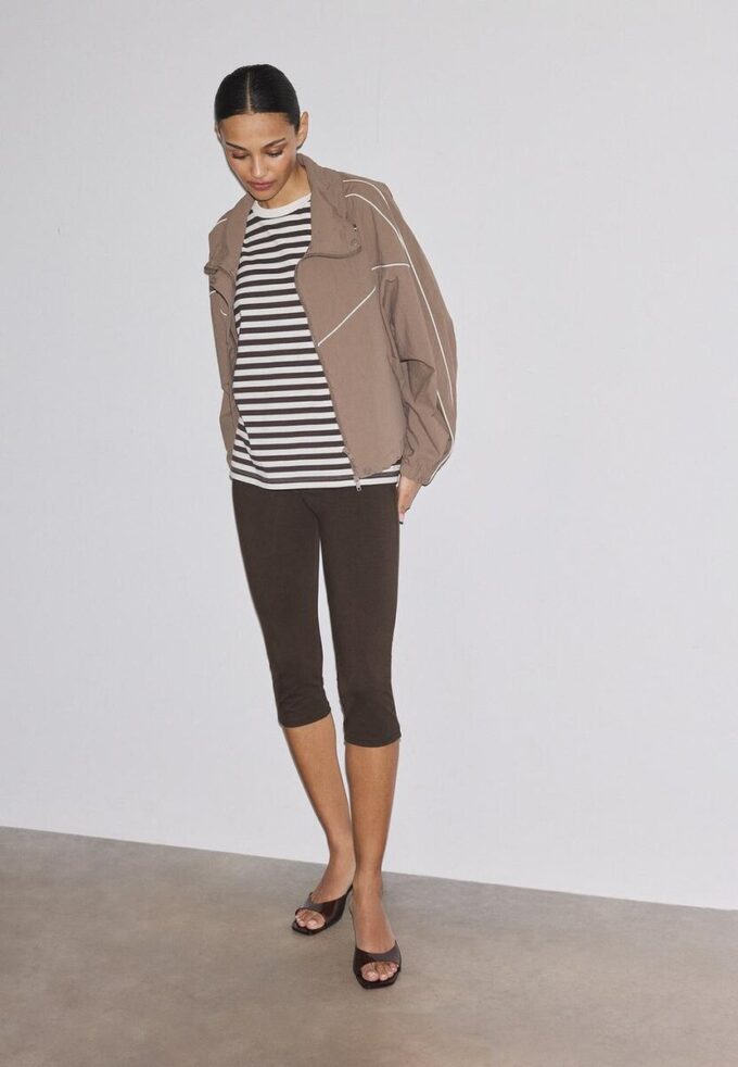 Pantalon capri Pantalon capri