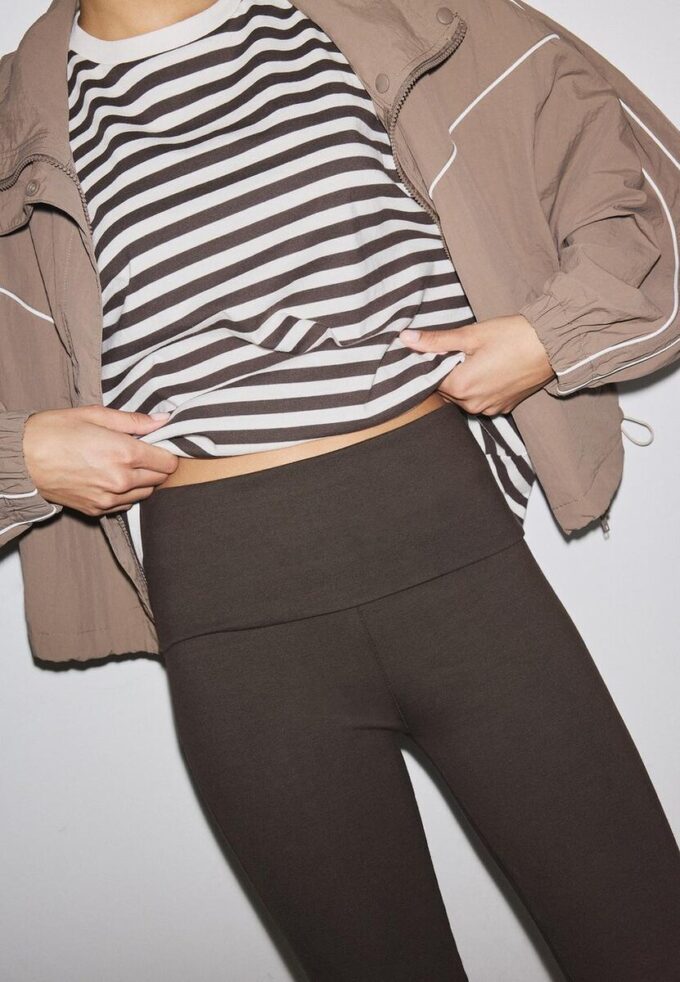 Pantalon capri Pantalon capri