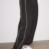 Pantalon de jogging à passepoil Pantalon de jogging à passepoil