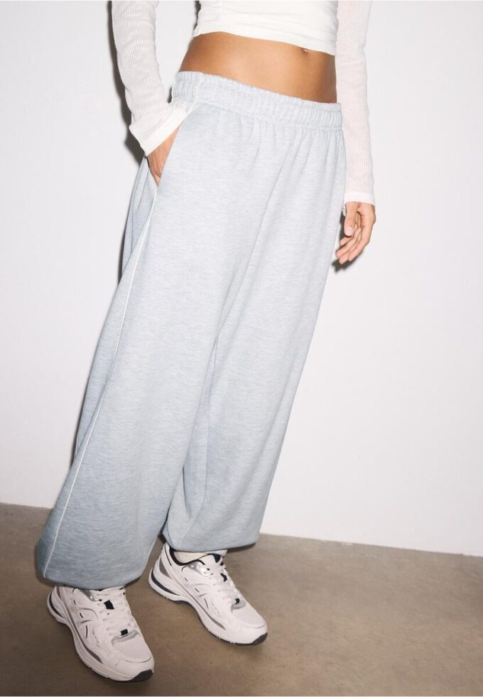 Pantalon de jogging à passepoil Pantalon de jogging à passepoil