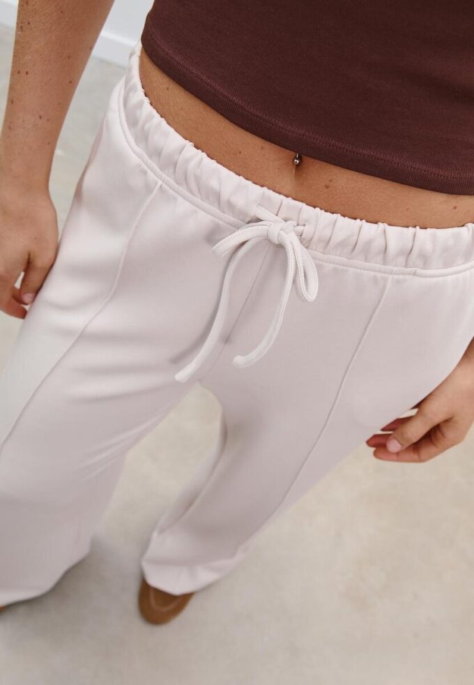 Pantalon de jogging Wide Leg en toucher doux avec détail de couture sur le devant