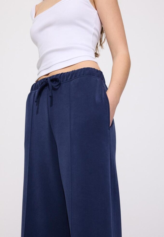 Pantalon de jogging Wide Leg en toucher doux avec détail de couture sur le devant