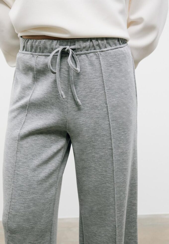 Pantalon de jogging Wide Leg en toucher doux avec détail de couture sur le devant