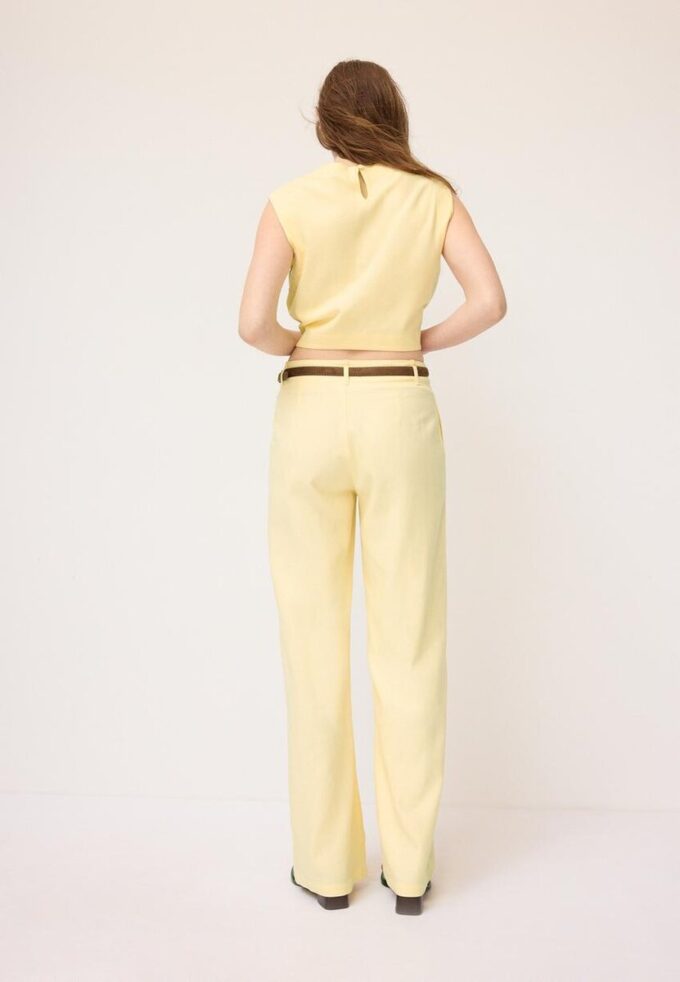 Pantalon droit effet lin avec ceinture