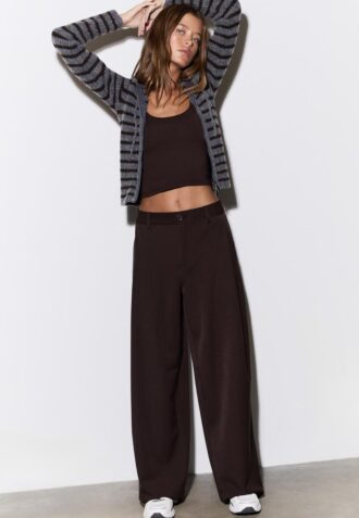 Pantalon droit élégant avec pinces