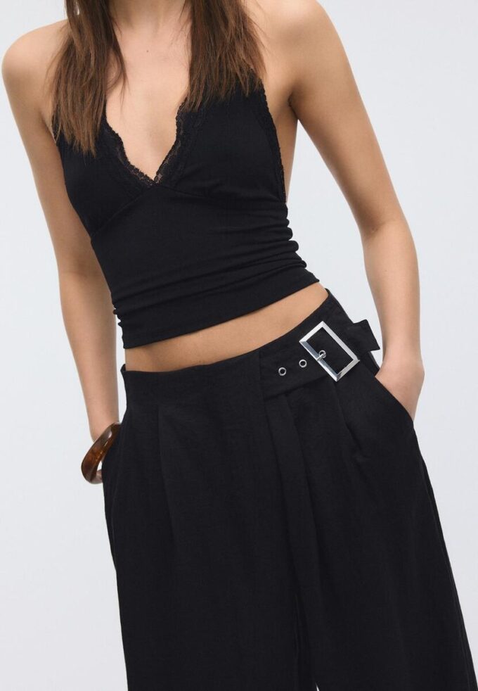 Pantalon fluide avec boucle Pantalon fluide avec boucle