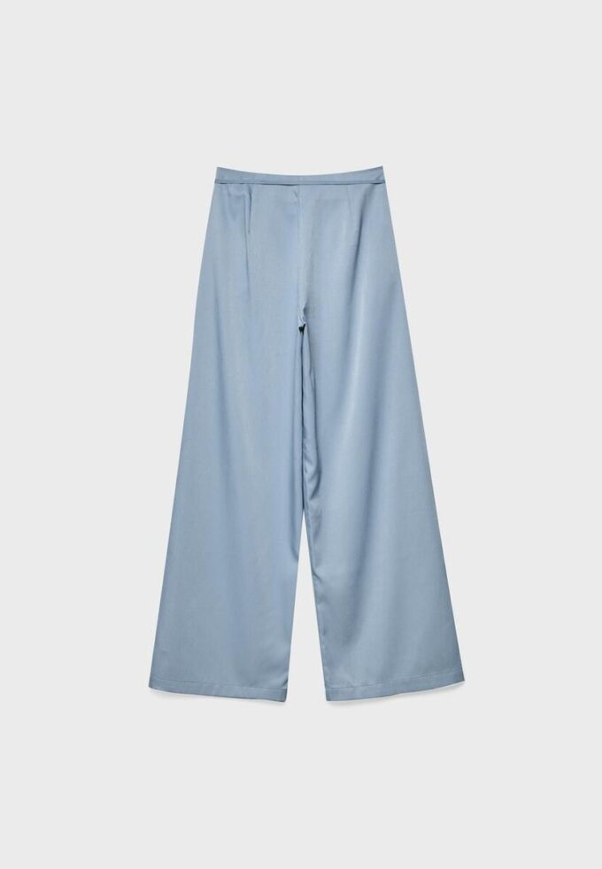 Pantalon fluide à effet froissé avec ceinture