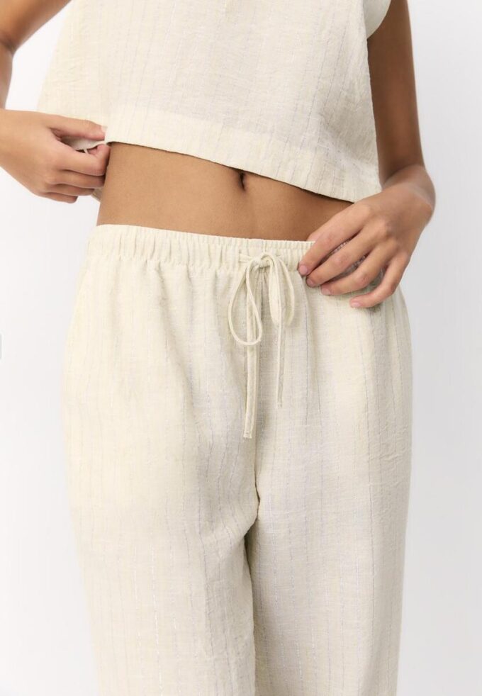 Pantalon fluide effet lin à fils métalliques