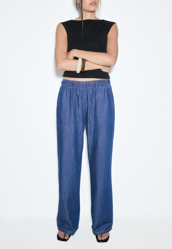 Pantalon fluide en denim à cordon de serrage Pantalon fluide en denim à cordon de serrage