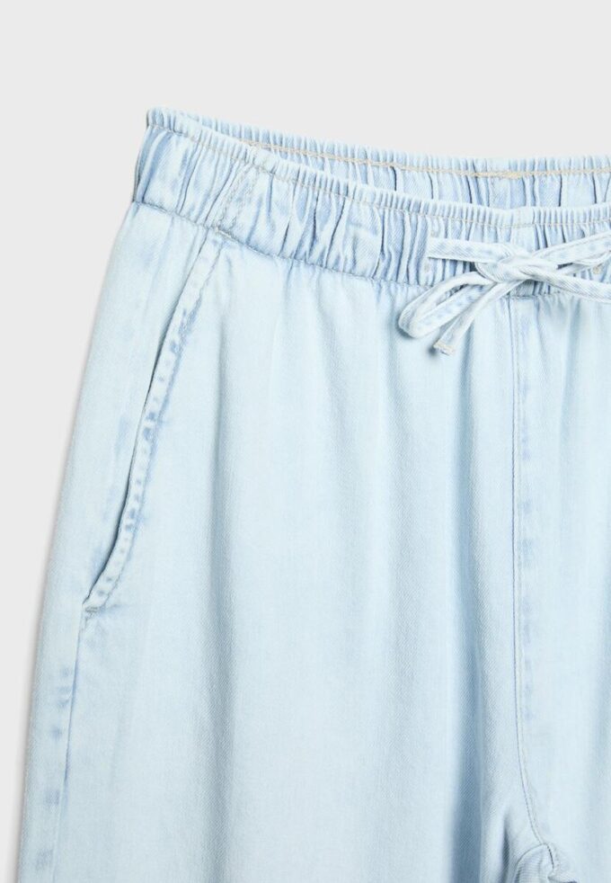 Pantalon fluide en denim à cordon de serrage Pantalon fluide en denim à cordon de serrage