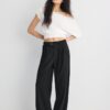 Pantalon à jambes larges avec détail boucle