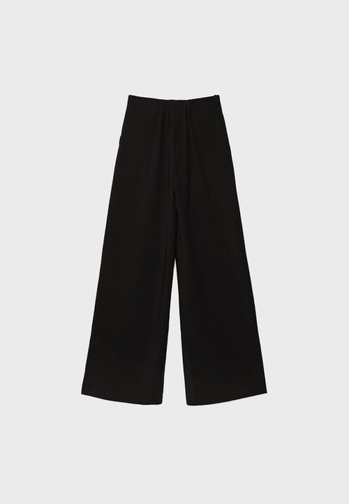 Pantalon à jambes larges avec détail boucle