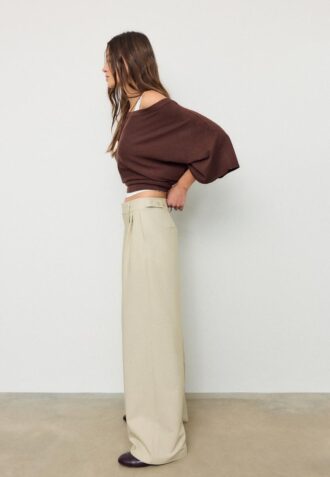 Pantalon à jambes très larges et taille ajustable