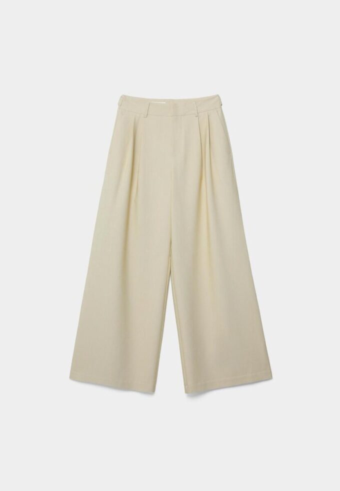 Pantalon à jambes très larges et taille ajustable