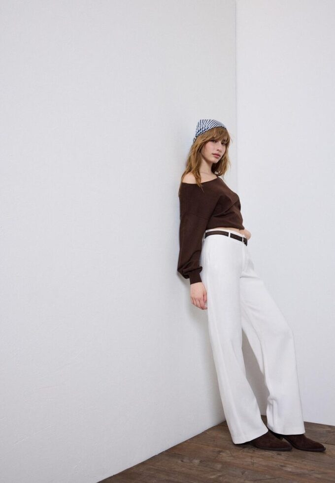 Pantalon élégant à jambes droites fluides avec ceinture