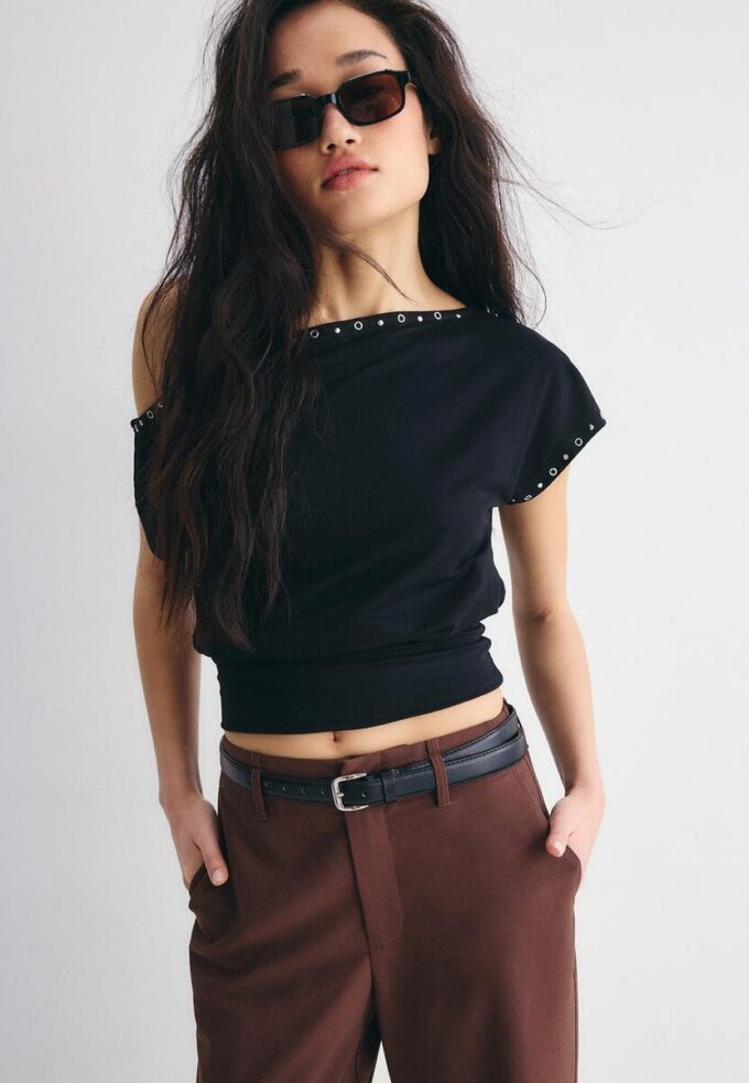 Pantalon élégant à jambes droites fluides avec ceinture