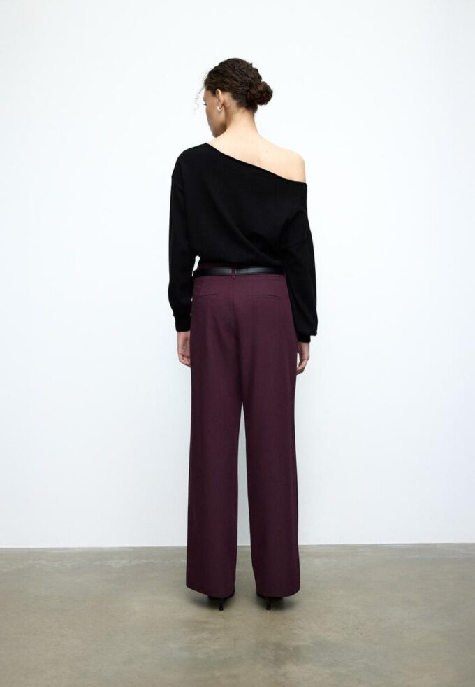 Pantalon élégant à jambes droites fluides avec ceinture