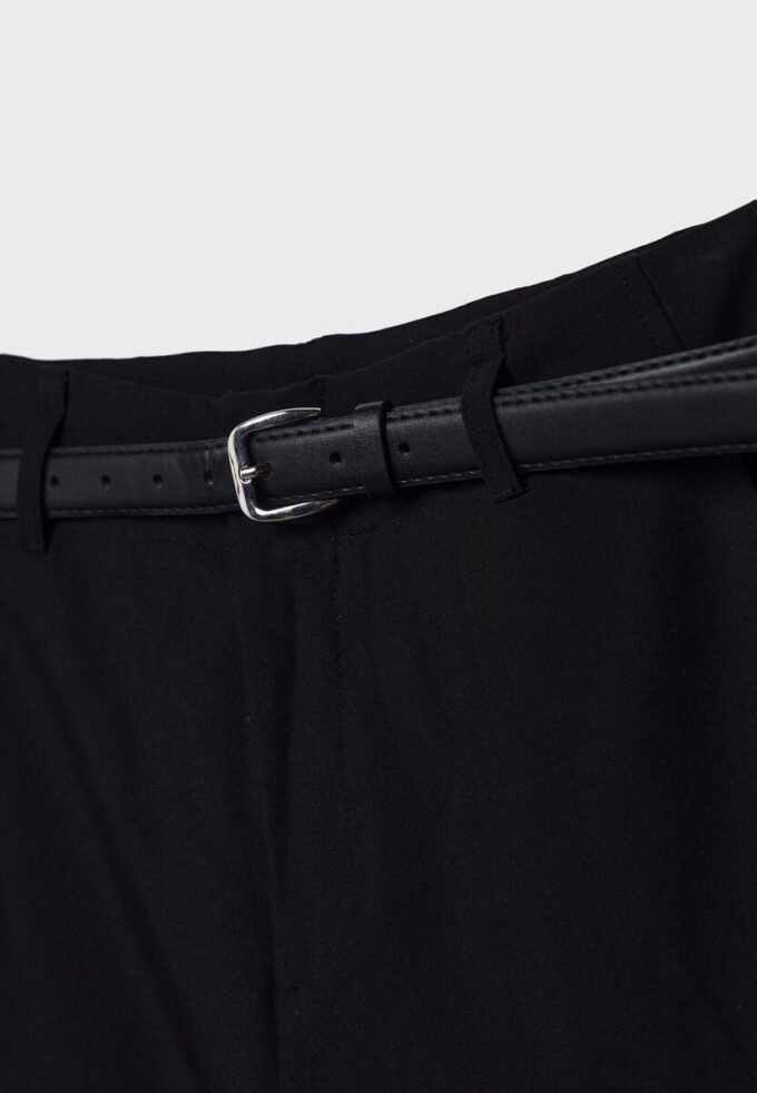 Pantalon élégant à jambes droites fluides avec ceinture