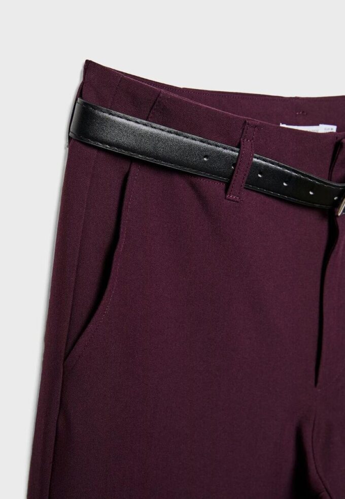 Pantalon élégant à jambes droites fluides avec ceinture