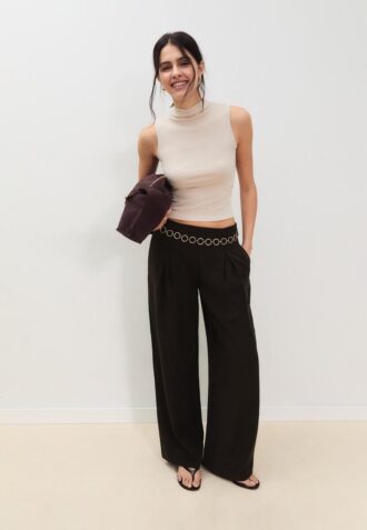 Pantalon à pinces en lyocell avec chaîne