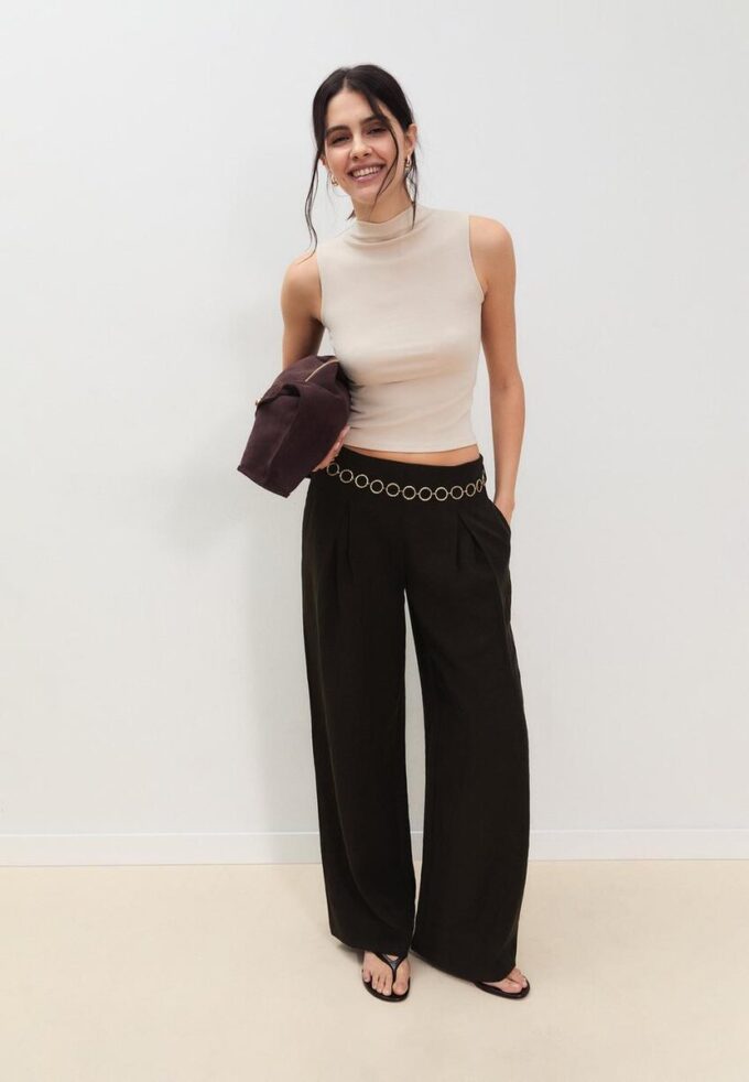 Pantalon à pinces en lyocell avec chaîne