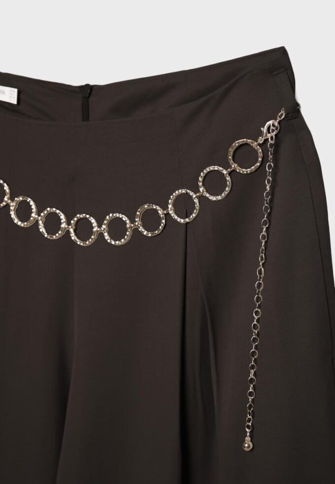 Pantalon à pinces en lyocell avec chaîne